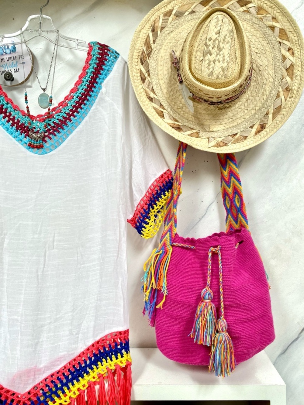 Artisan Fringe tassel hippy bucket bag with Gypsy resort vacay beach vibe - Picture 7 of 14